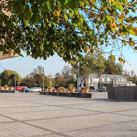 Residence "Le Velodrome" Мобеж Екстер'єр фото